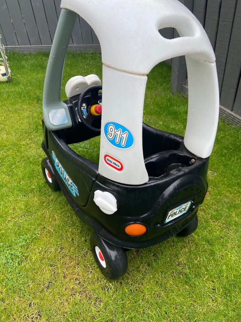 cosy coupe police car